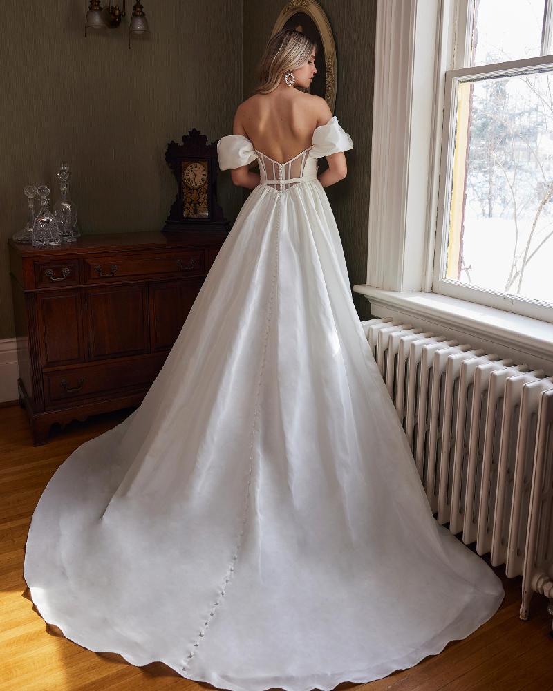 La23245 vintage puff sleeve wedding dress with slit and pockets2